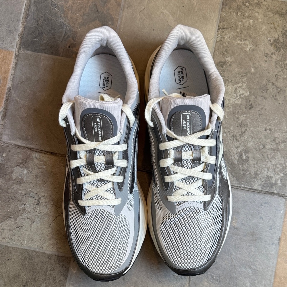 New balance fresh Gray and White Mesh Running Sneakers